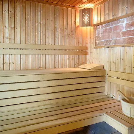 Mon Tour Apartament *