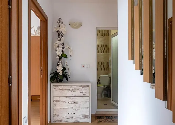 Апартаменти Mon Tour *