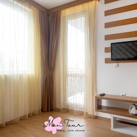 Mon Tour * 阳光海滩